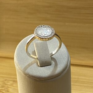 Anel Medalha de São Bento com Microzircônias - Prata 925