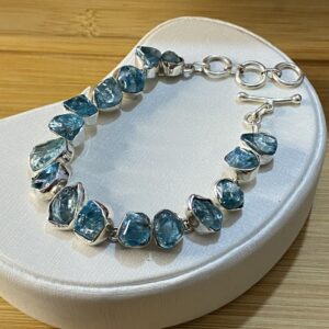 Pulseira Indiana de Topázio Azul Bruto – Prata 925 – Fecho T – 18 a 21 cm