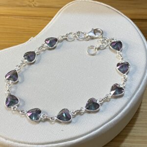 Pulseira Topázio Místico em Corações – Moldura Lisa – Prata 925 – 18 cm