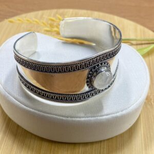 Alternative view of Bracelete trabalhando com Pedra da Lua - Prata 925 - Ajustável