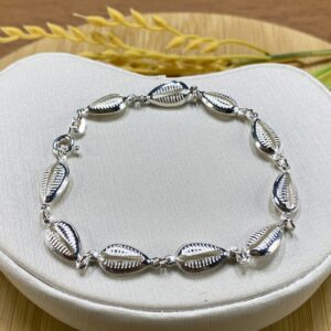 Pulseira com búzios - Prata 925 - Tam 19 cm