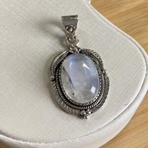 Pingente Pedra da Lua - Moldura Trabalhada - Prata 925 3x2,5cm