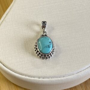 Pingente Turquesa Ovalada com Bordas Trabalhadas - 2cm - Prata 925