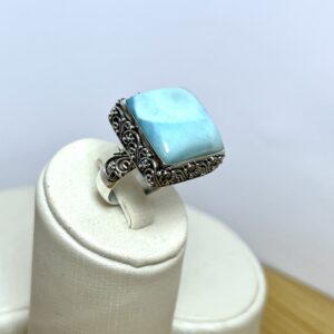 Anel Larimar Quadrado com Arabescos – Prata 925