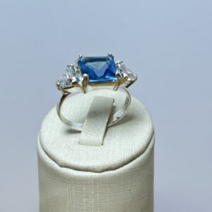 Anel Cravejado com Zircônia Blue Quaddrado - Prata 925