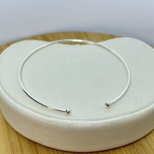 Bracelete Ajustável com Acabamento de Bolinhas - Prata 925