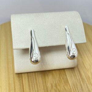 Brinco Gota com  Detalhes Vazado – Prata 925 - Tarraxa