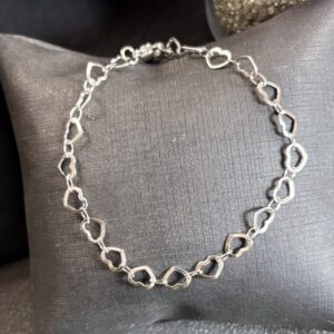 [Aço Inox] Pulseira delicada de Corações Vazados - Tam 18 cm + extensor