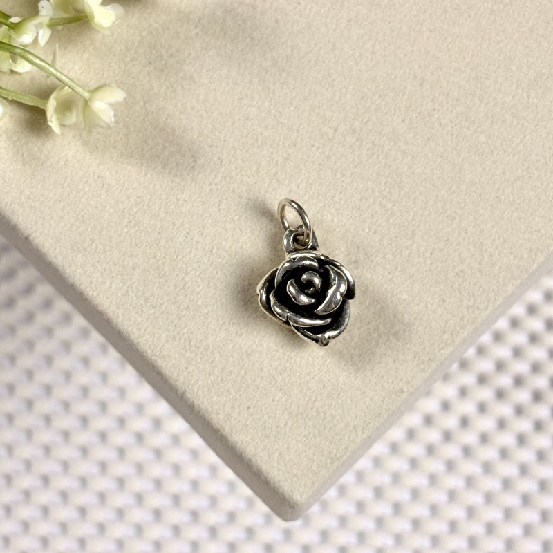 Prata 925 | Pingente Flor P | Eletroformação | 1,5cm