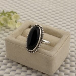 Prata 925 - Anel Pedra Natural - Cabochão - Bordas com bolinha - Aro 20